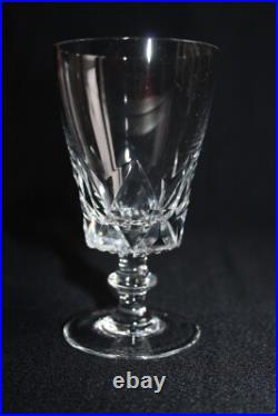 10 anciens verres à vin blanc en cristal taillé, Art Déco, h. 12 cm