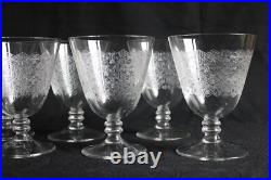 10 verres à eau en cristal gravé à l'aiguille Art Déco, décor chardon, h. 11.5cm