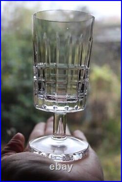 12 verres à eau en cristal taillé Art déco hauteur 13.7 cm, parfait état