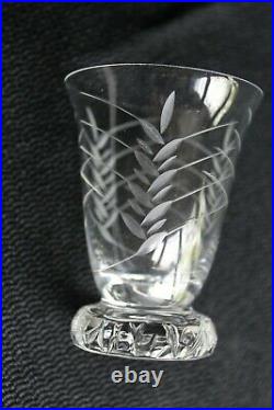 12 verres apéritif en cristal de DAUM signés, modèle KIM, épi de blé, Art Déco