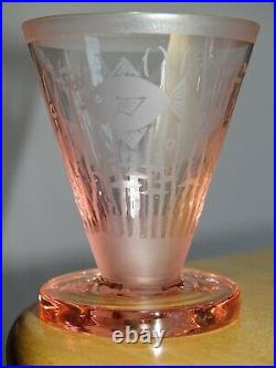 4 ANCIENS VERRES A APERITIF CRISTAL ART DECO GRAVURE ACIDE POISSON STYLISER 8 cm