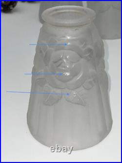 6 Tulipes Art Déco en verre pressé Degué pour lampe et lustre