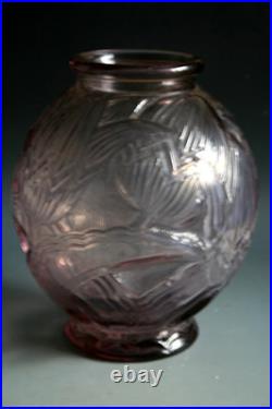 ANCIEN VASE ART DECO PIERRE D'AVESN en verre