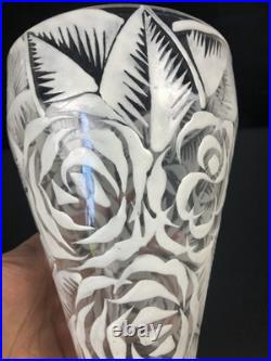 Adrien Mazoyer (1887-1950) Vase verre décors de fleurs émaillées Art déco