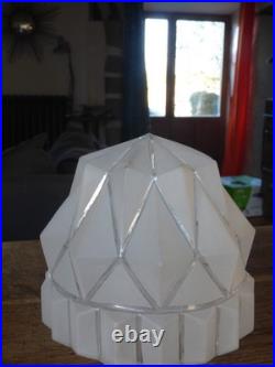 Ancien Globe Skyscraper Bulding Géométrique En Verre Dépoli- Art Déco Moderniste