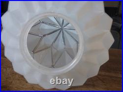 Ancien Globe Skyscraper Bulding Géométrique En Verre Dépoli- Art Déco Moderniste