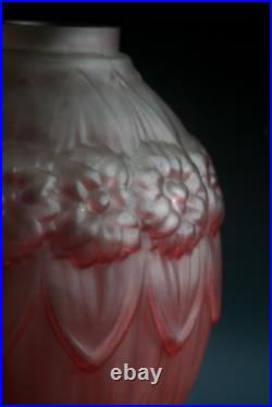 Ancien Vase Art Deco Vercais, Le Verre Francais Glass Circa 1930