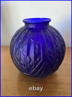 Ancien Vase Boule Art Déco Verre Moulé Bleu Tchèque Décoration Vintage #C281