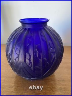 Ancien Vase Boule Art Déco Verre Moulé Bleu Tchèque Décoration Vintage #C281