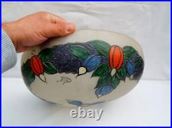 Ancien grand plafonnier en verre givré émaillé fleurs art déco signé Doriz