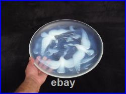 Ancien grand plat en verre pressé moulé Verlys albatroses poissons art déco 1930