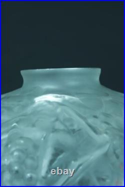 Ancien vase boule verre art déco feuillage vigne raisin France suiv. Muller