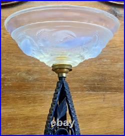 Ancienne Lampe Art Deco 1930 Fer Forge Verrerie Poissons Opalescente Ezan