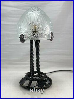 Ancienne Lampe Fer Forgé art déco, avec Dôme en verre moulé a déco papillons
