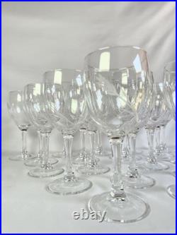Art Déco. Années 30/40. Lot de 18 verres à pied en cristal Motifs épis de blé