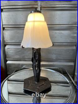 Art Déco Lampe Veilleuse Ancienne Fer Forgé Martelé Obus Globe Verre