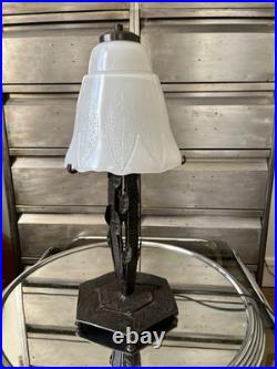 Art Déco Lampe Veilleuse Ancienne Fer Forgé Martelé Obus Globe Verre