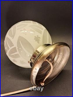 Art Déco veilleuse en métal chromé et boule en verre satiné gravé à l'acide