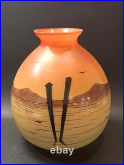 Art Nouveau/Art Déco Beau vase peint polychrome signé JOMA vers 1920