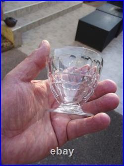 Baccarat Carafe et 8 Verres Service à liqueur en Cristal Modèle Charmes Art Déco