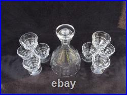Baccarat Carafe et 8 Verres Service à liqueur en Cristal Modèle Charmes Art Déco