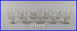 Baccarat, France. 11 verres Art Déco coupés à facettes. Art glass, 1930 / 40s