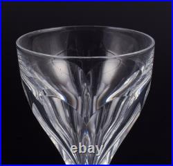 Baccarat, France. Lot de cinq verres Art Déco en cristal transparent