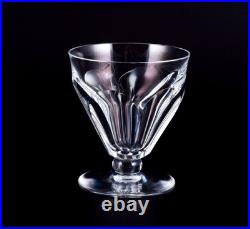 Baccarat, France. Lot de quatre verres Art Déco en cristal à facettes