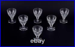 Baccarat, France. Lot de six verres Art Déco en cristal transparent, années