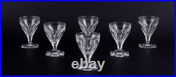 Baccarat, France. Lot de six verres Art Déco en cristal transparent, années