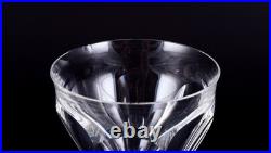 Baccarat, France. Un ensemble de six verres Art Déco en cristal à facettes