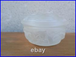 Boite ART DECO Heinrich Hoffmann en Verre Moulé pressé Les Naiades Bohémia glass