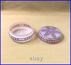 Boite ronde / bonbonnière ART DECO verre dégagé à l'acide signé MODA pour DAUM