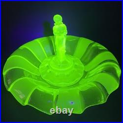 Centre de Table Pique-Fleurs Art Deco Walther & Sohne Verre Ouraline Centerpiece
