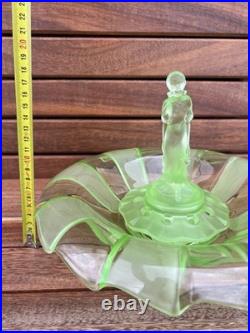 Centre de table pique-fleurs Art Deco Walther & Sohne verre ouraline centerpiece Centre de table pique-fleurs Art Deco Walther & Sohne verre ouraline centerpiece