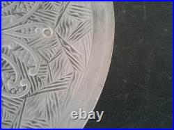 Coupe Art Deco En Verre Presse Moule Signee Lorrain Nancy Marque Creee Par Daum