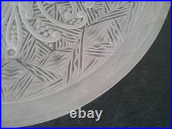 Coupe Art Deco En Verre Presse Moule Signee Lorrain Nancy Marque Creee Par Daum