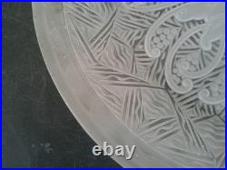 Coupe Art Deco En Verre Presse Moule Signee Lorrain Nancy Marque Creee Par Daum