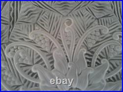 Coupe Art Deco En Verre Presse Moule Signee Lorrain Nancy Marque Creee Par Daum