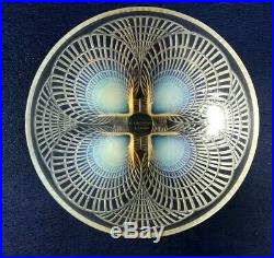 Coupe R. Lalique Opalescente Moulée Pressée Modèle Coquilles Art Déco 1930