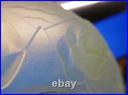 Coupe art déco verre opalescent, signée Ezan(Ezanville), D 24cm, H 6,5cm