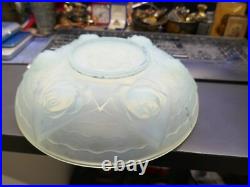 Coupe art déco verre opalescent, signée Ezan(Ezanville), D 24cm, H 6,5cm