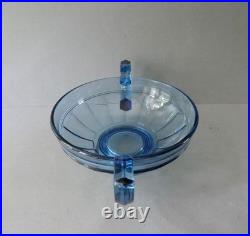 Coupe en verre bleu, Art Deco, modèle Noémie attribué à Luxval Val Saint Lambert