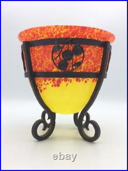 Coupe en verre soufflé moucheté et fer forgé martelé signé Moda Art Déco