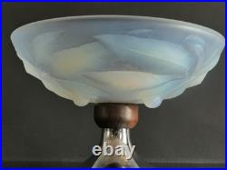 Coupe opalescente signée G? Vallon, décor cerises Art déco 1930