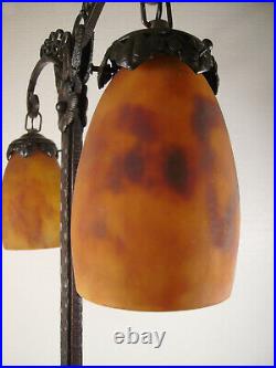 DAUM NANCY Grande lampe double art déco fer forgé & tulipes pâte en de verre