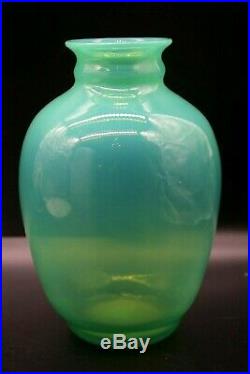 Daum Nancy Ancien Vase En Verre Opaline Vaseline Antique Glass Art Deco Signe