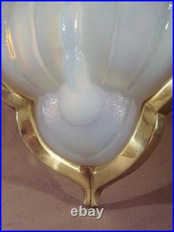 EJG EZAN Série de quatre appliques d'angle art déco verre opalescent signées