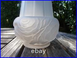 ESPAIVET VASE ART DÉCO EN VERRE SATINÉ 1920/1930 H 27 cm SIGNÉ