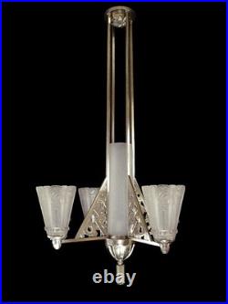 Ejg Lustre Art Déco En Bronze Nickelé Et Tulipes En Verre Pressé 1930